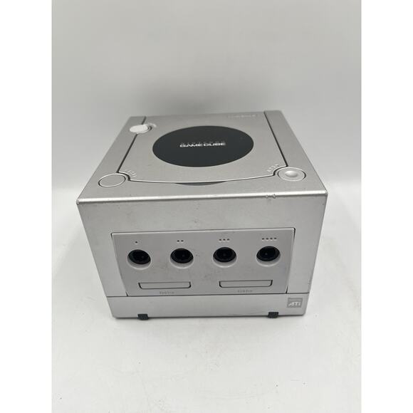 Nintendo GameCube DOL-001 Silver Console Only - Tested & Working - Picture 2 of 11
